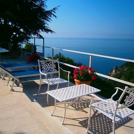 Villa En Rose Ravello Eksteriør billede